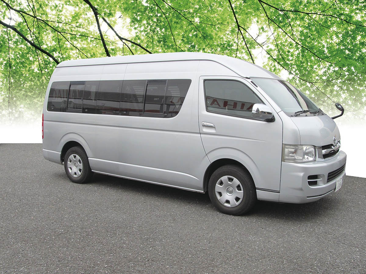 トヨタ ハイエース レンタル